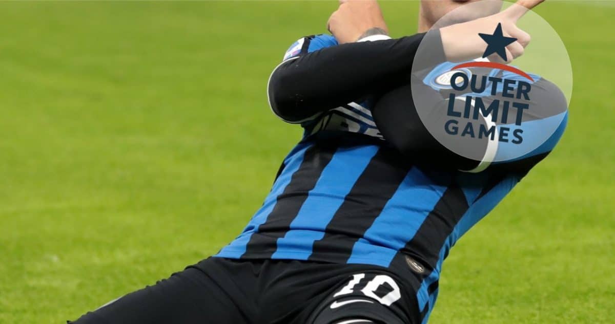 Lautaro Martinez célébration EA Sports -logo